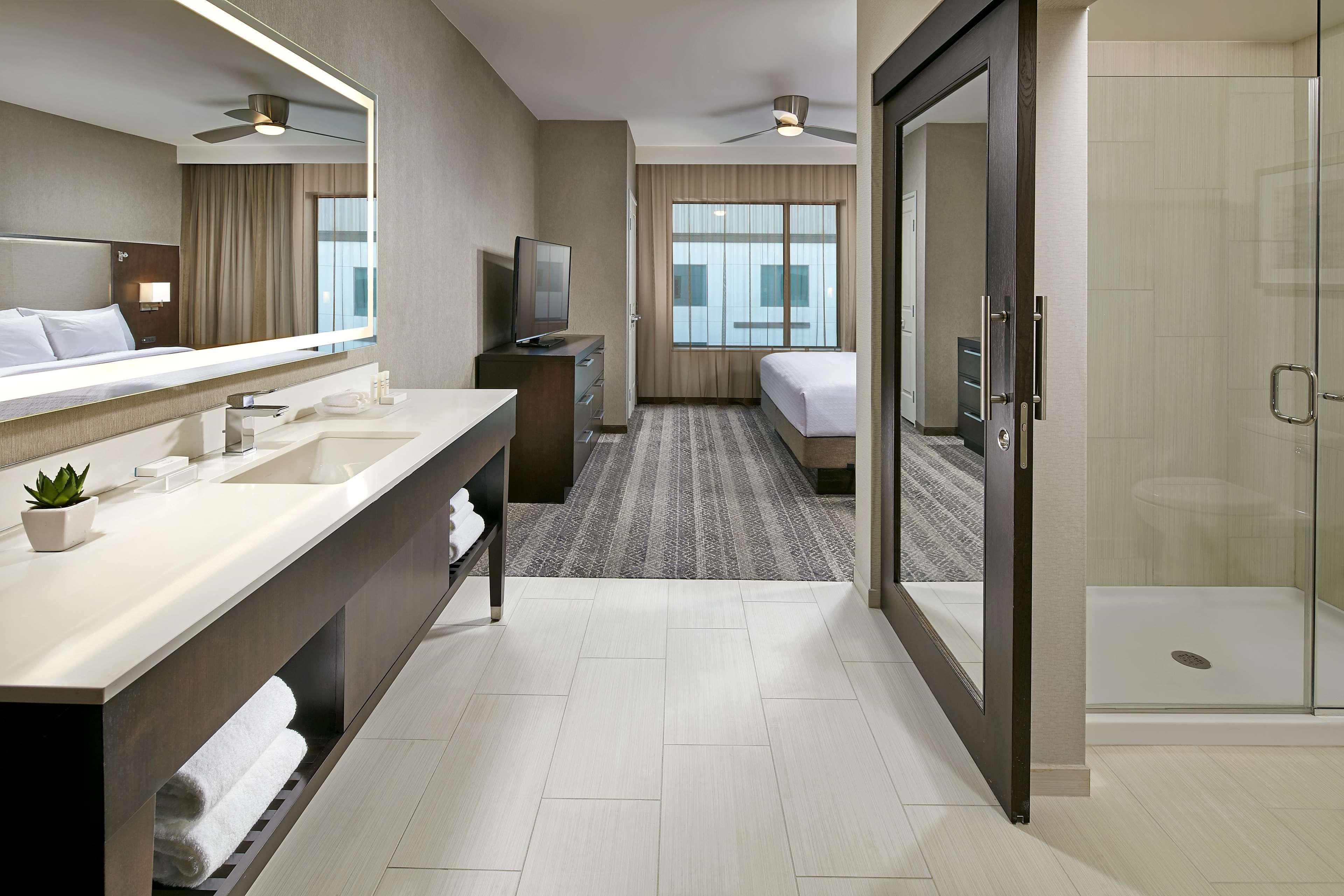 Homewood Suites By Hilton San Diego Downtown/Bayside Экстерьер фото