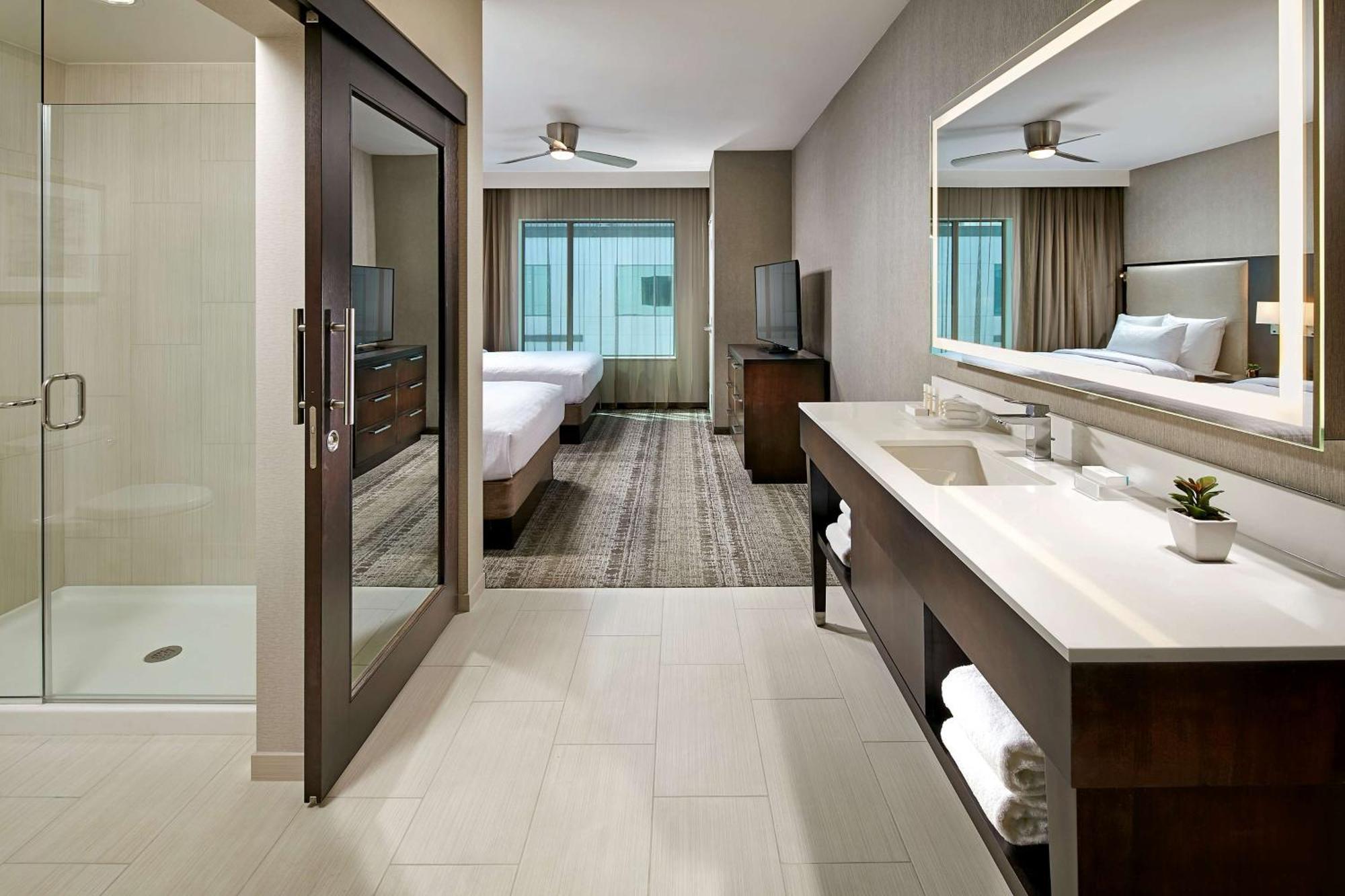 Homewood Suites By Hilton San Diego Downtown/Bayside Экстерьер фото