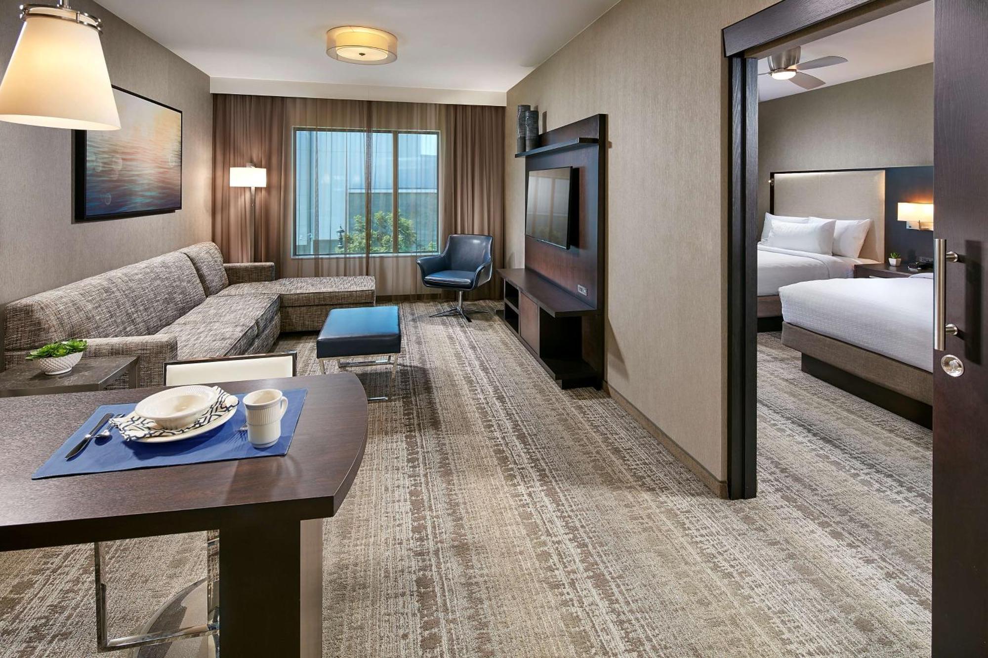 Homewood Suites By Hilton San Diego Downtown/Bayside Экстерьер фото