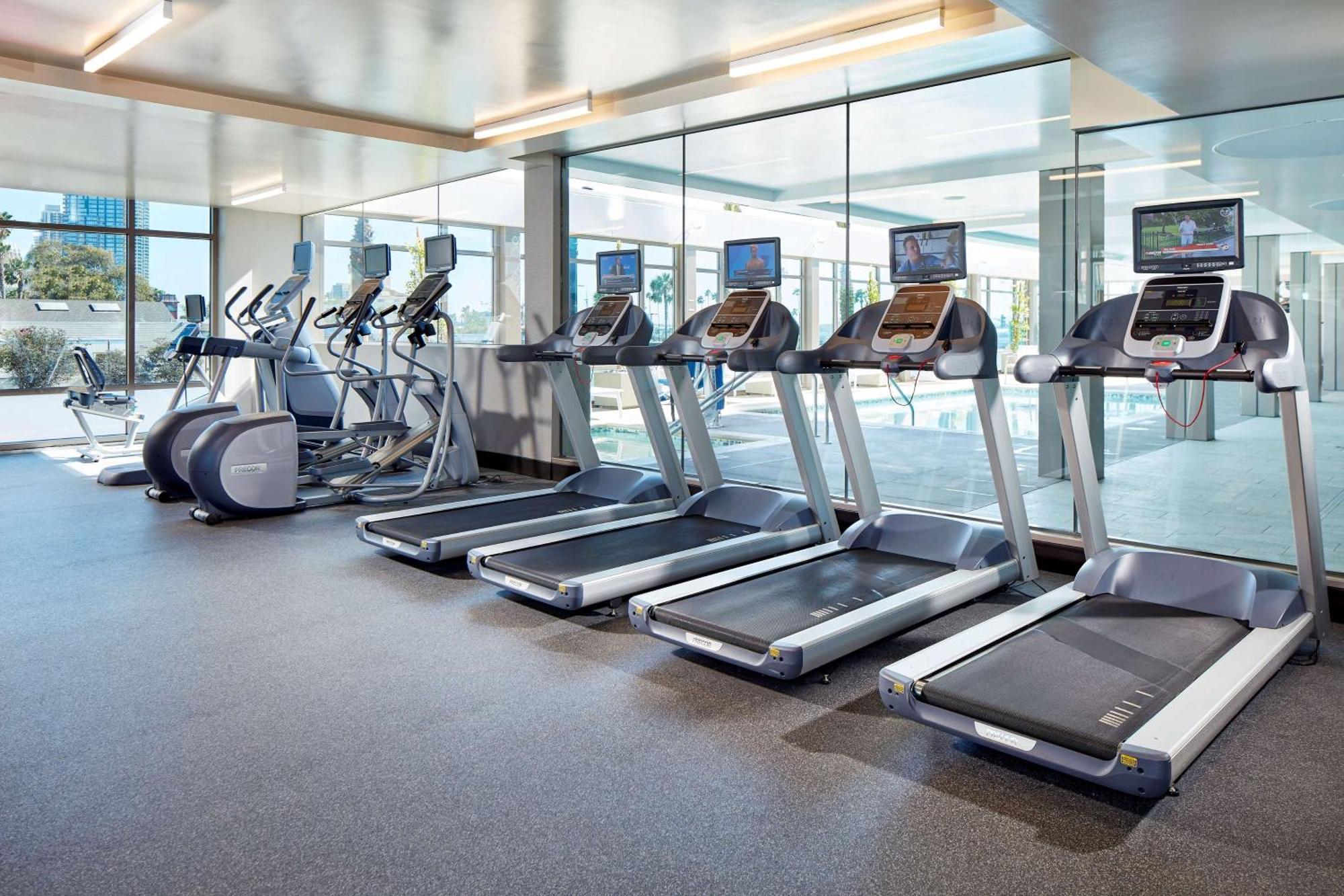 Homewood Suites By Hilton San Diego Downtown/Bayside Экстерьер фото