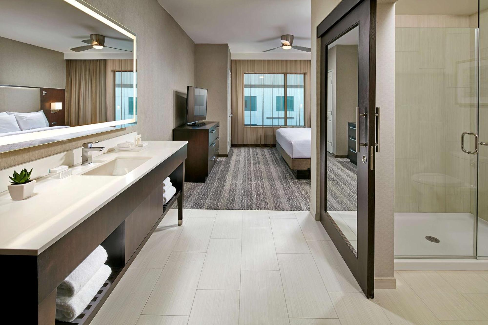 Homewood Suites By Hilton San Diego Downtown/Bayside Экстерьер фото